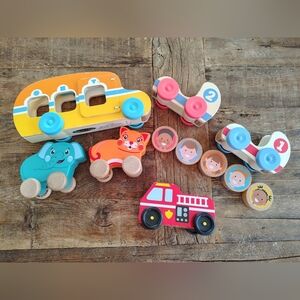 Melissa & Doug Wooden Vehicle & Animal Toy Bundle Fire Truck Go Cars Bus‎